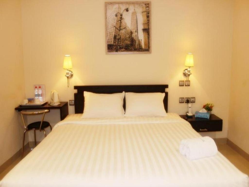 Guardian Family Hotel Sorong Esterno foto