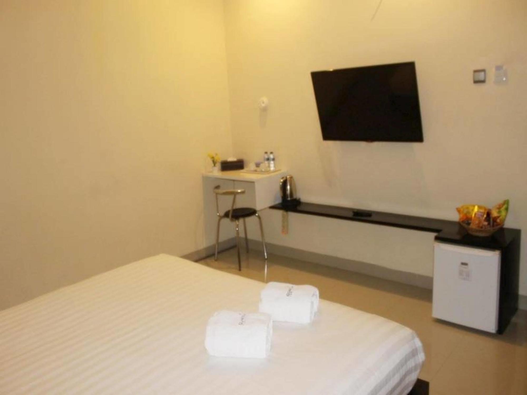 Guardian Family Hotel Sorong Esterno foto